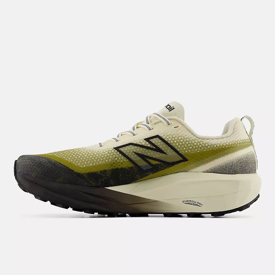 FuelCell SuperComp Trail v2 scarpe